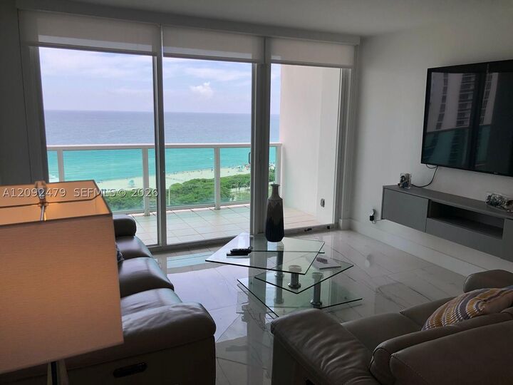 Property Photo:  100 Bayview Dr 1908  FL 33160 
