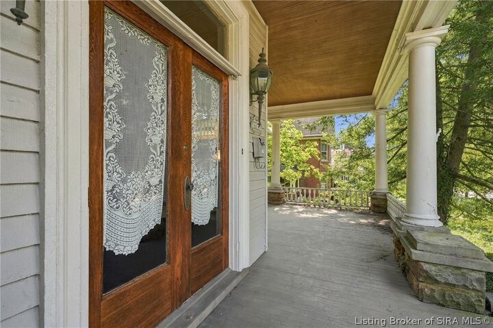 Property Photo: 614 N Capitol Avenue IN 47112