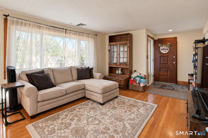 Property Photo: 103 Central Avenue CT 06516