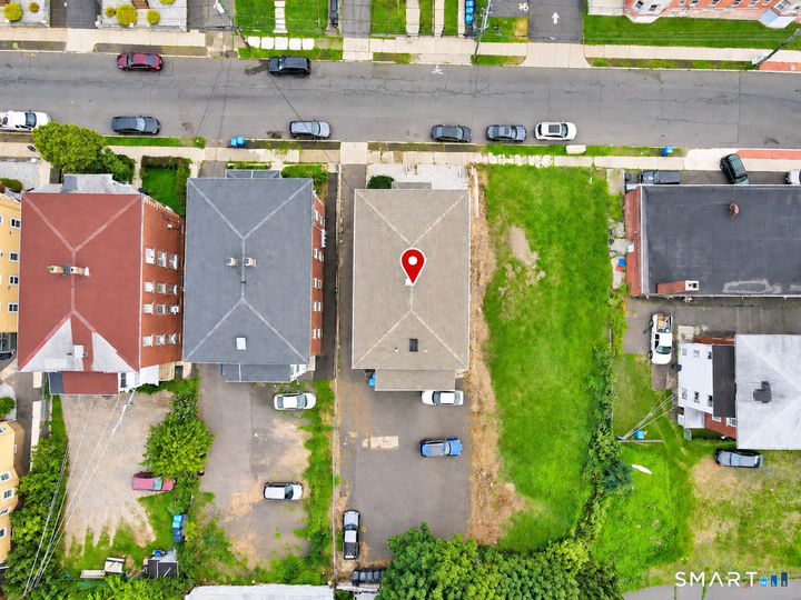Property Photo:  86 Gold Street  CT 06053 