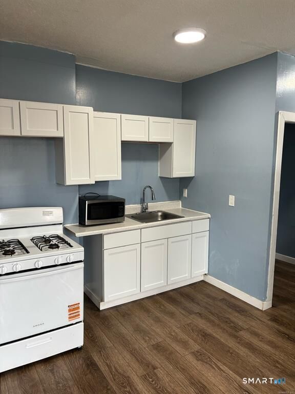 Property Photo:  89-93 Barbour Street  CT 06120 