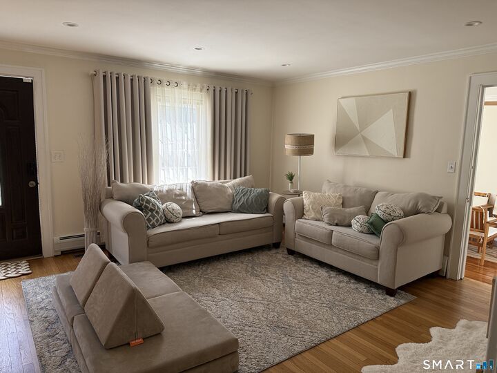 Property Photo:  70 Stonehouse Road  CT 06611 