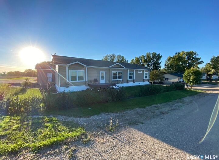 Photo de la propriété:  528 Duke Street  SK S0G 2J0 