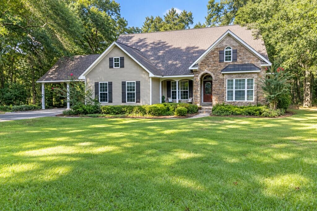 Property Photo:  235 Creekside Dr.  AL 36305 
