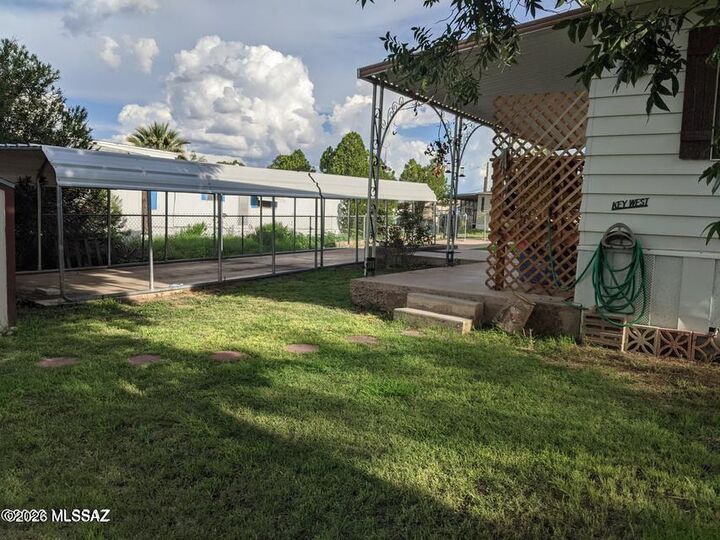 Property Photo: 505 E Hillcrest Drive AZ 85602
