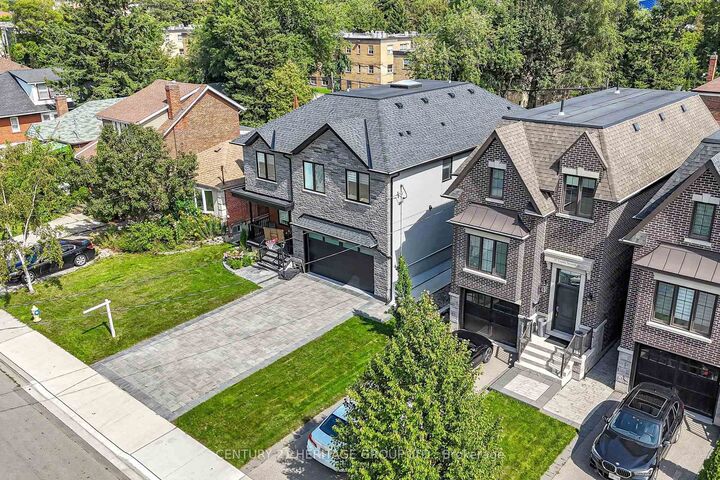 Property Photo:  99 Twenty Seventh Street  ON M8W 2X6 