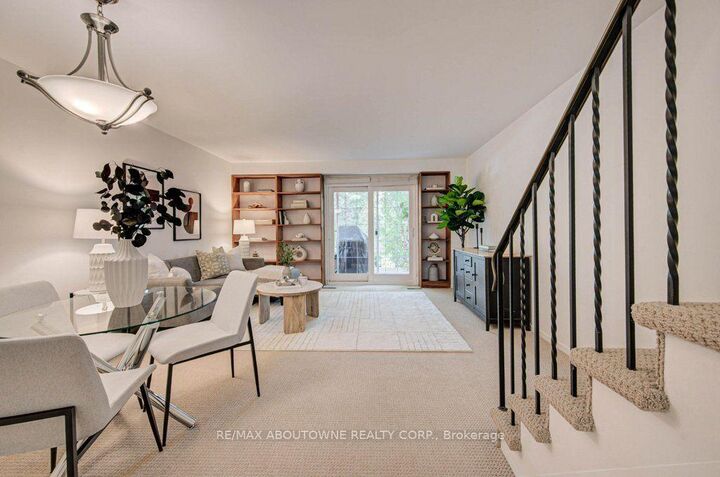 Property Photo:  1012 Elizabeth Place  ON L6H 3H8 