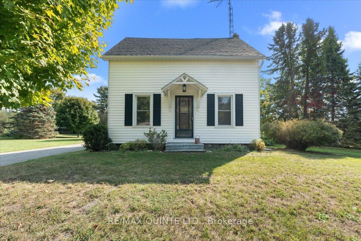 Property Photo:  1501 County Road 12 Road  ON K0K 2T0 