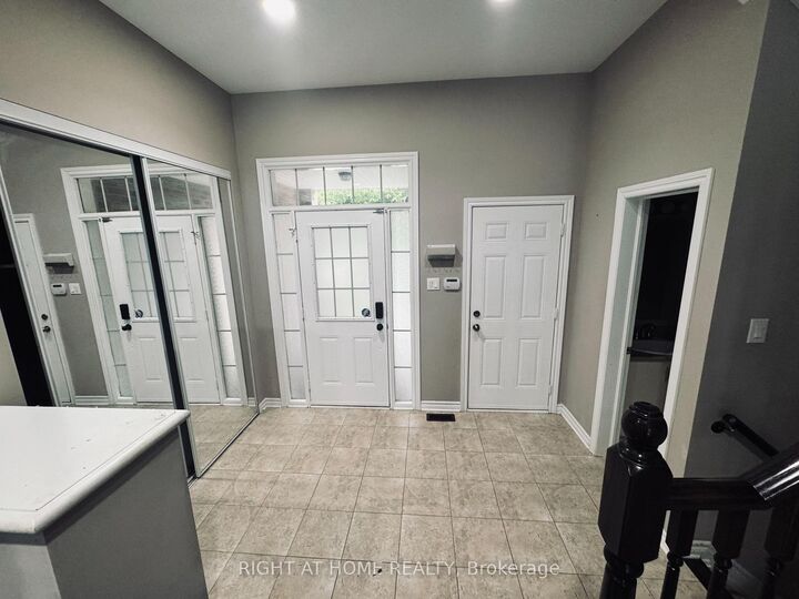 Property Photo:  428 Foxhall Way  ON K2M 0G1 