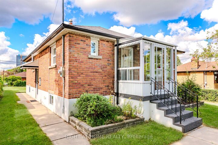 Property Photo:  544 Brimley Road  ON M1J 1A8 