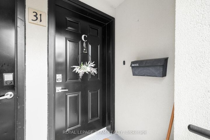 Property Photo:  31 Springfield Road C  ON K1M 1C8 