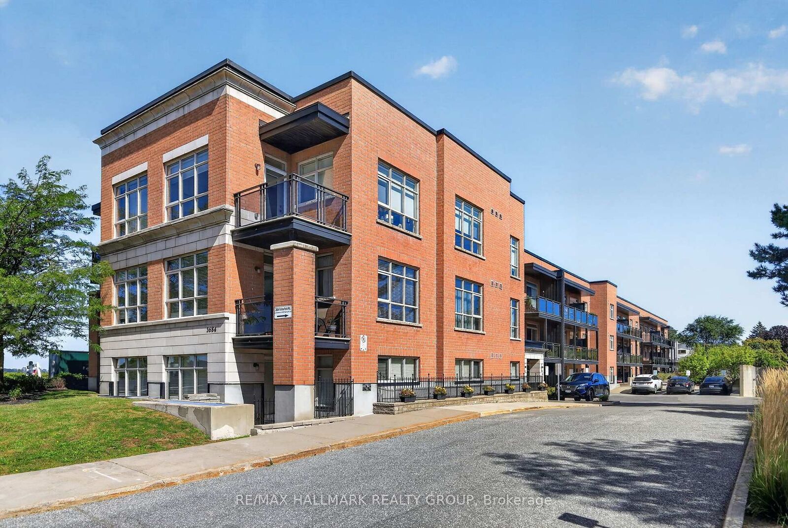 Property Photo:  3684 Fallowfield Road 220  ON K2J 4H3 