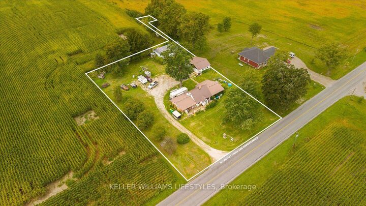 Property Photo:  22257 Pratt Siding Road W  ON N0L 1M0 
