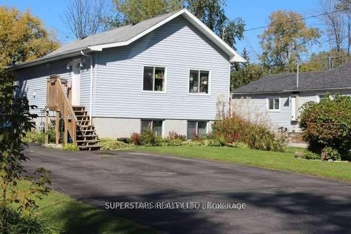 Property Photo:  276 Parkwood Avenue  ON L4P 2X3 