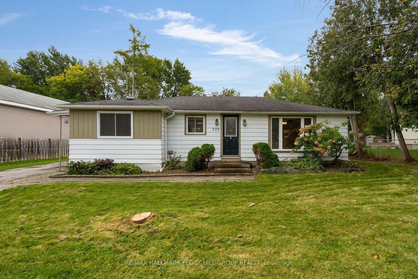 Property Photo:  775 James Street  ON L9S 2G6 