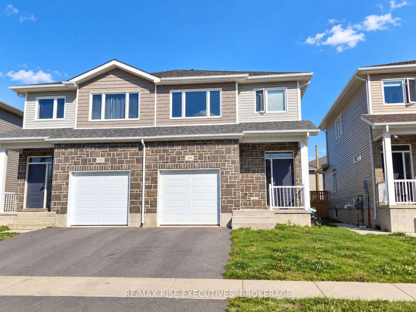 Property Photo:  1390 Andersen Drive  ON K7P 0P4 