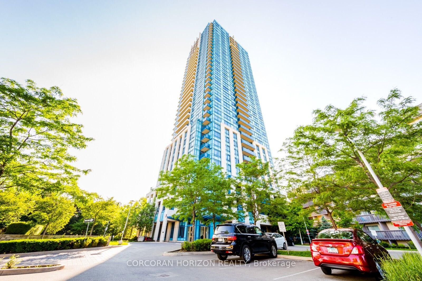Property Photo:  181 Wynford Drive 2810  ON M3C 0C6 