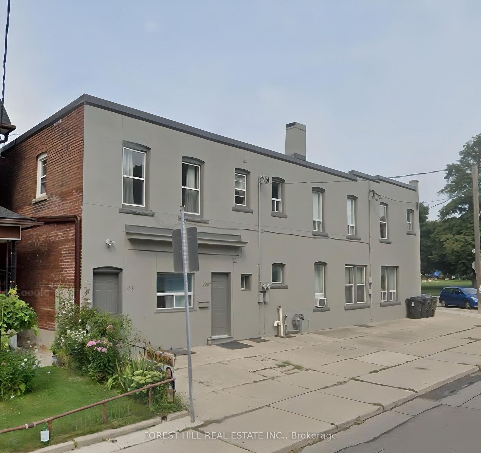 Property Photo:  128 Laughton Avenue  ON M6N 2X3 