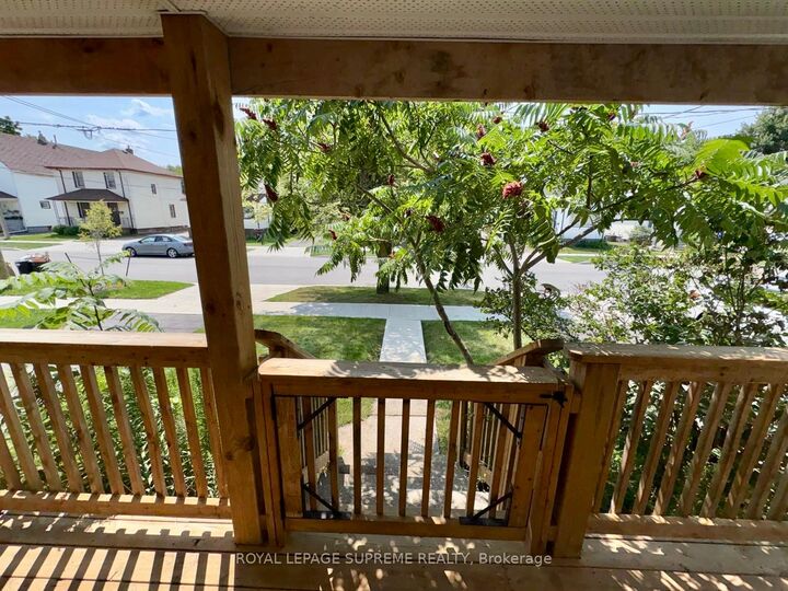Property Photo:  30 Fourth Street Main Floor  ON L3B 4X6 