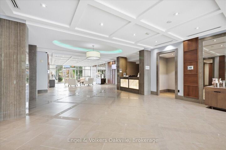 Property Photo:  2470 Prince Michael Drive 611  ON L6H 0G9 