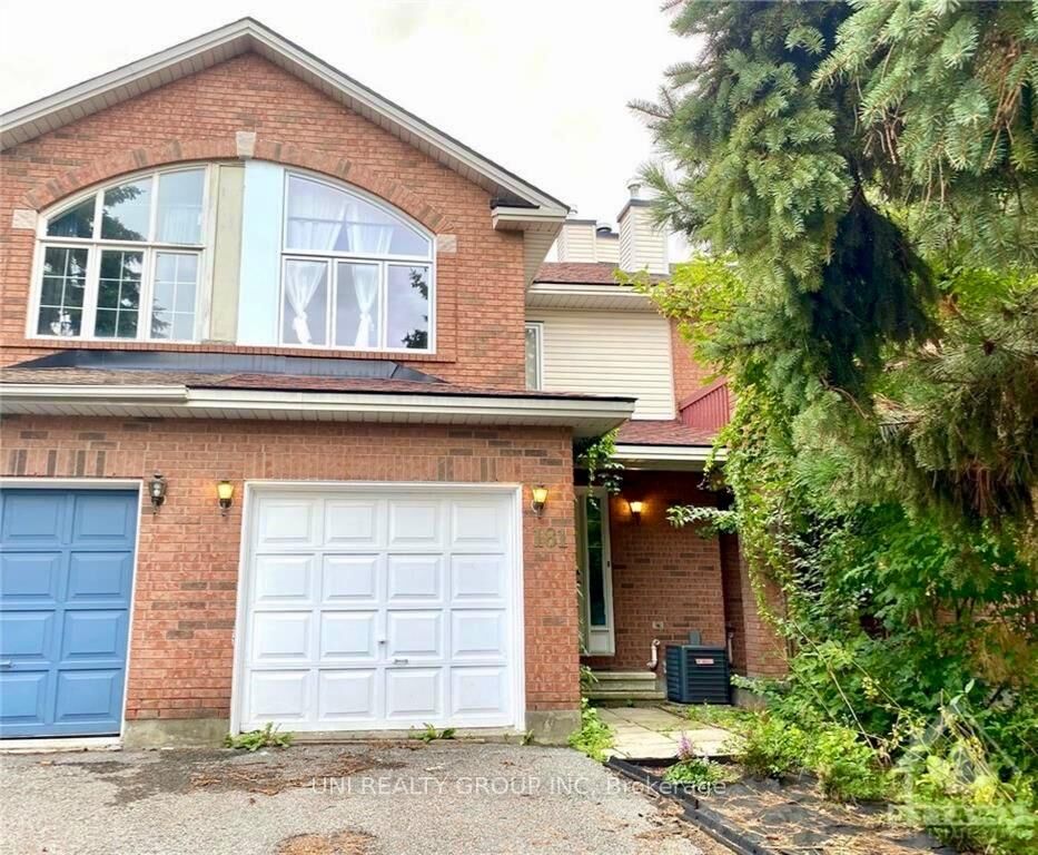 Property Photo:  181 Thornbury Crescent  ON K2G 6C2 