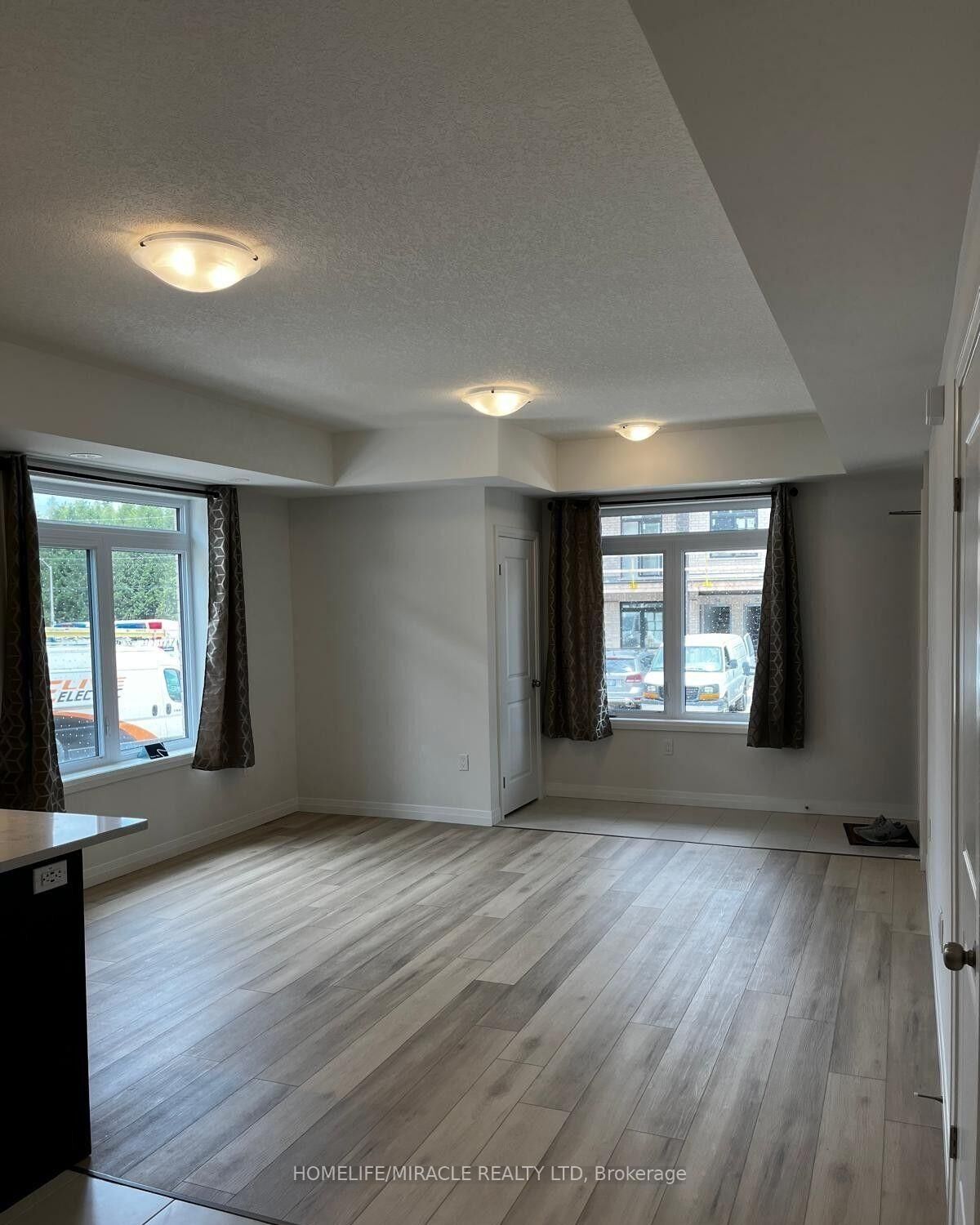 Property Photo:  51 Thatcher Drive  ON N1L 1B3 