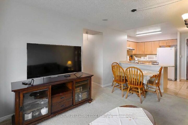 Property Photo:  3 Ellesmere Street 726  ON L4B 4N2 