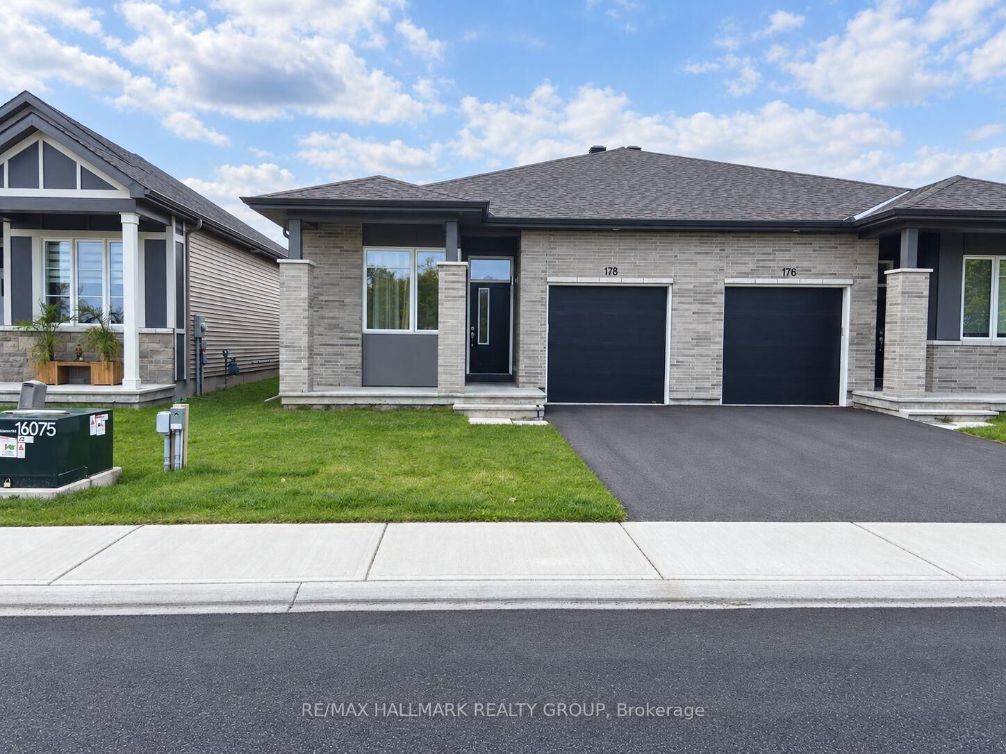 Property Photo:  178 Rathwell Street  ON K7C 0H9 