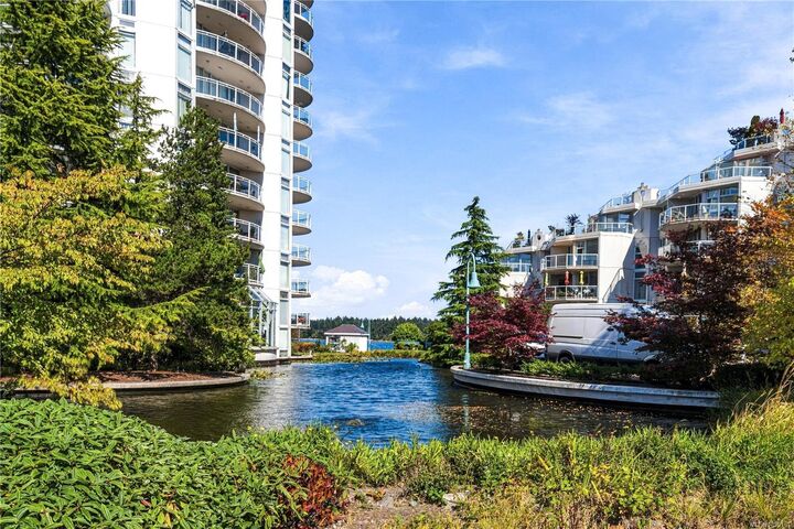 Property Photo:  158 Promenade Dr #402  BC V9R 6M7 