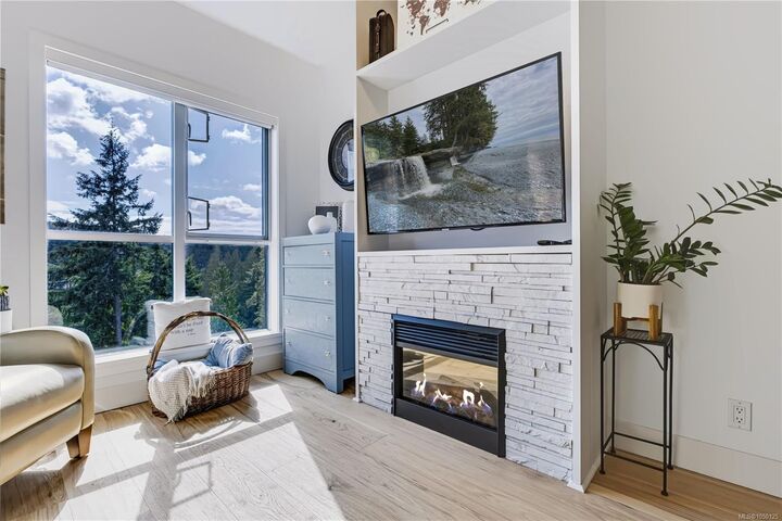 Property Photo:  1400 Lynburne Pl #706  BC V9B 0E1 