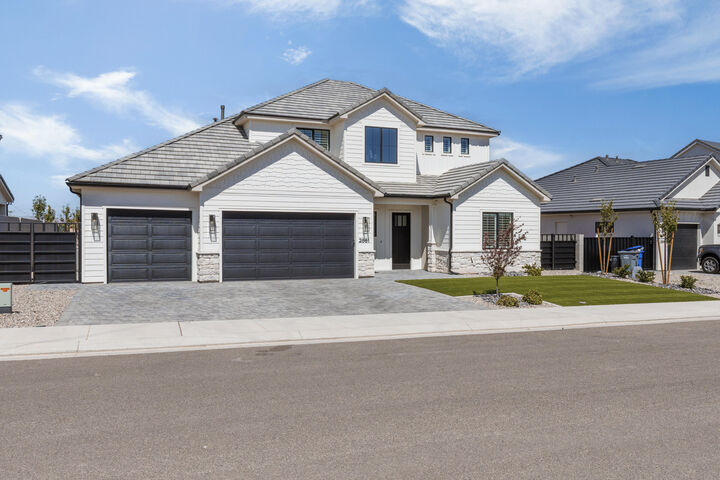 Property Photo:  2881 E Yavin Way  UT 84790 