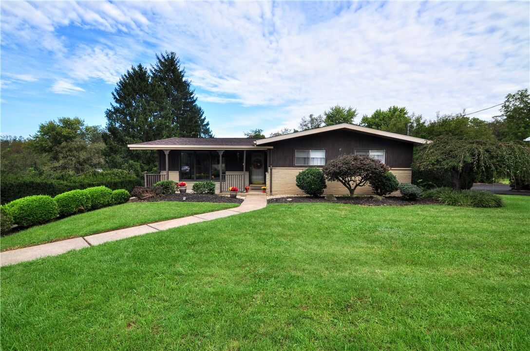 Property Photo: 7109 Gayle Drive PA 15332