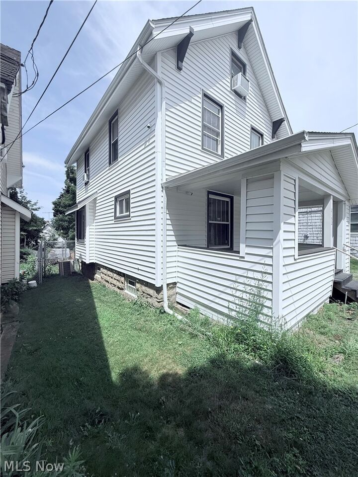 Property Photo:  2132 10th Street SW  OH 44314 