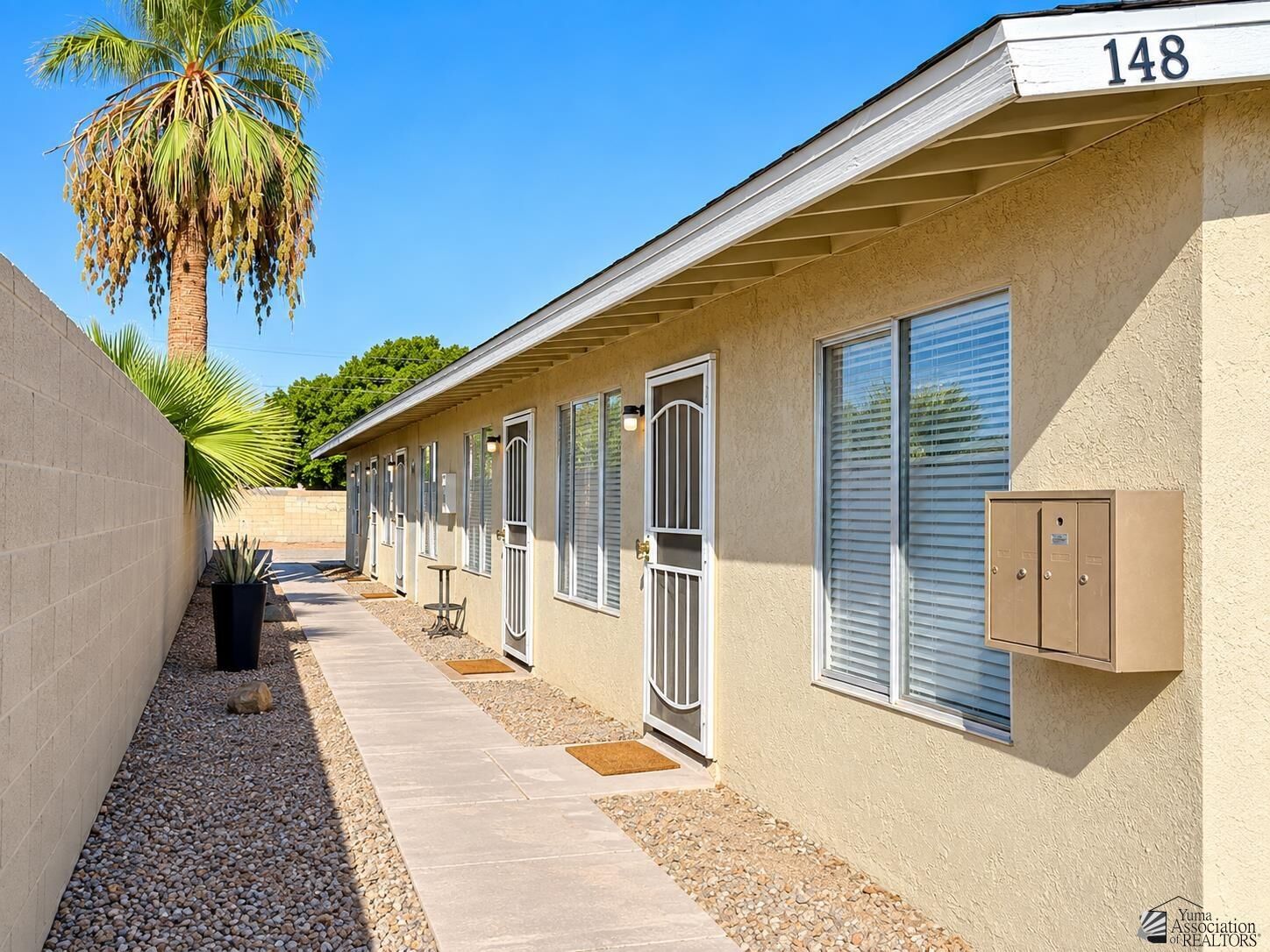 Property Photo: 148 S 20 Ave AZ 85364
