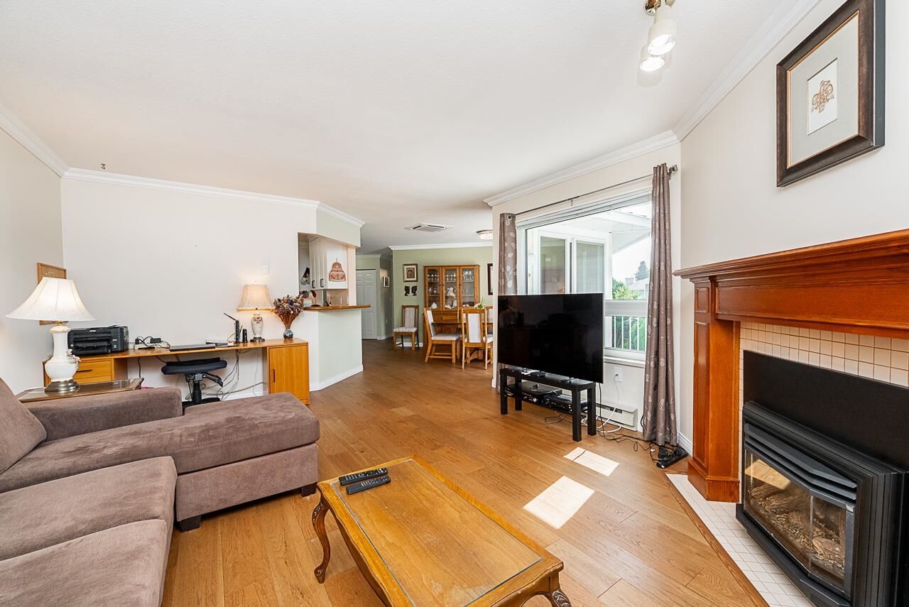 Property Photo:  2475 Emerson Street 26  BC V2T 4W5 