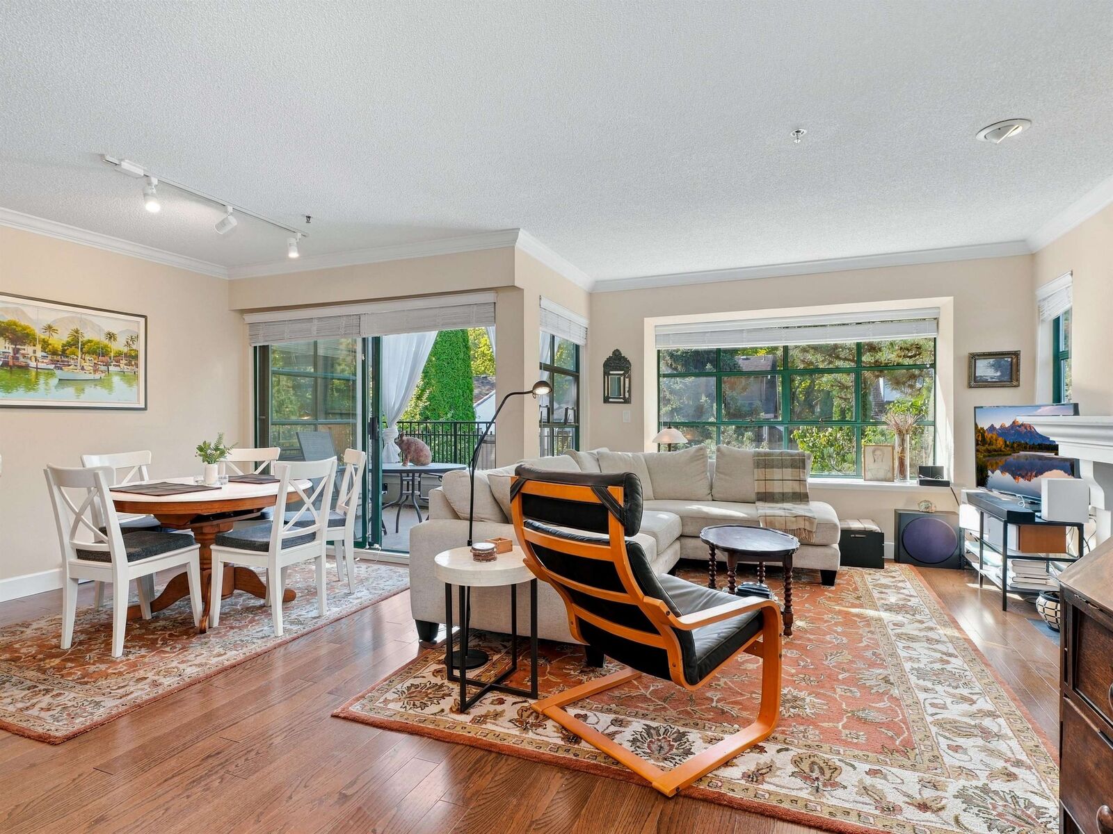 Property Photo: 3788 W 8th Avenue 308 BC V6R 1Z3