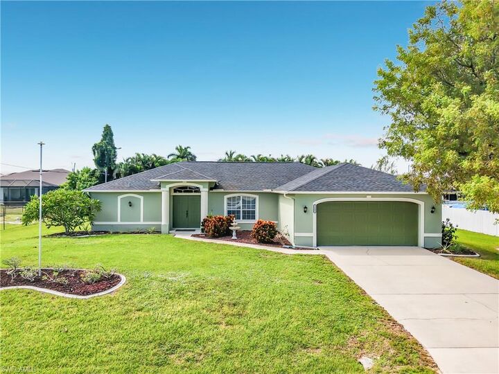 Property Photo:  1808 SW 12th Ln  FL 33991 