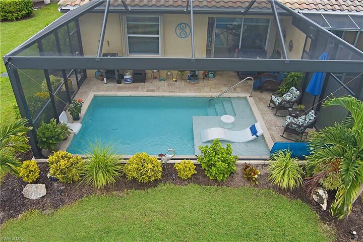 Property Photo: 2034 Tamarron Ln FL 34120