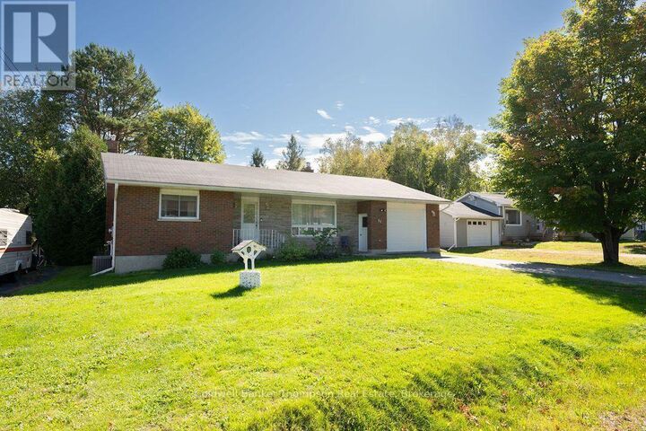 Property Photo: 31 Queen Street ON P0A 1Y0