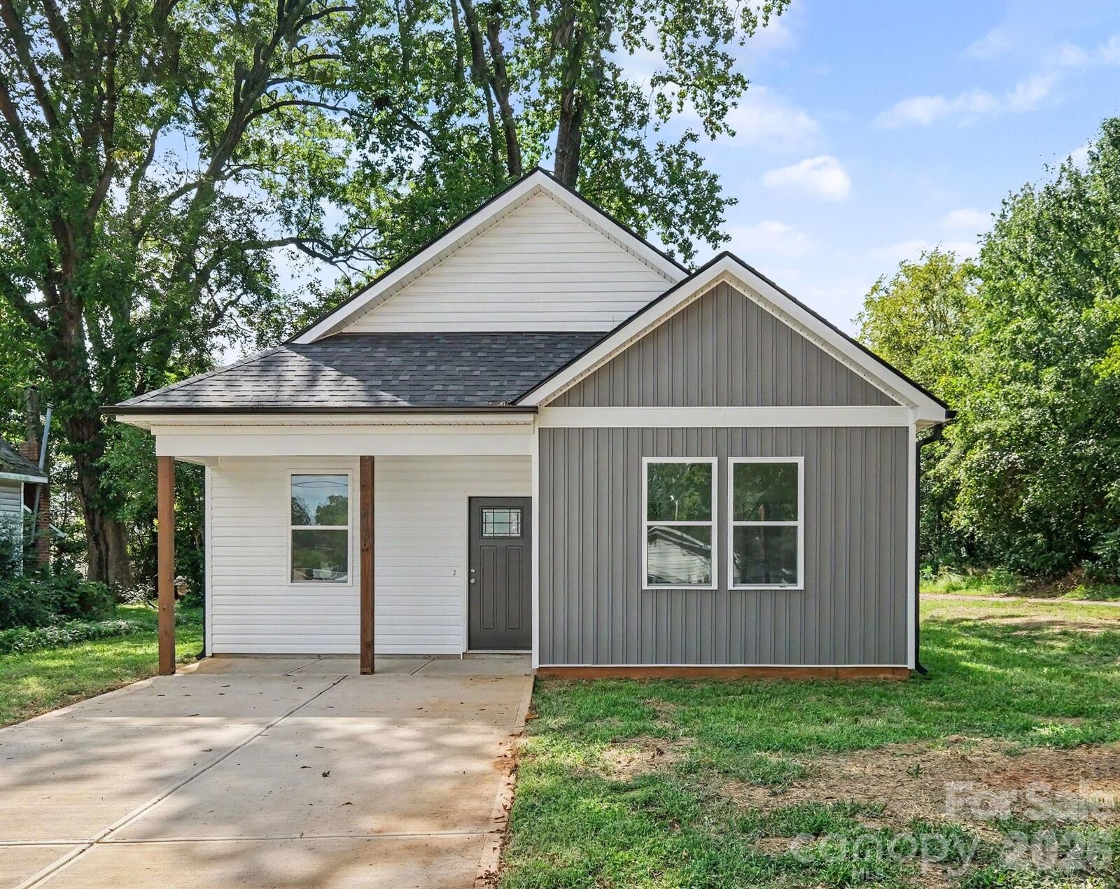 Property Photo:  113 W Spencer Street  NC 28039 