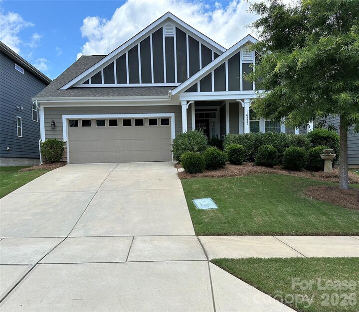Property Photo:  16233 Kelby Cove  NC 28278 