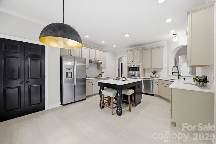 Property Photo:  1268 Saint Johns Avenue  NC 28104 