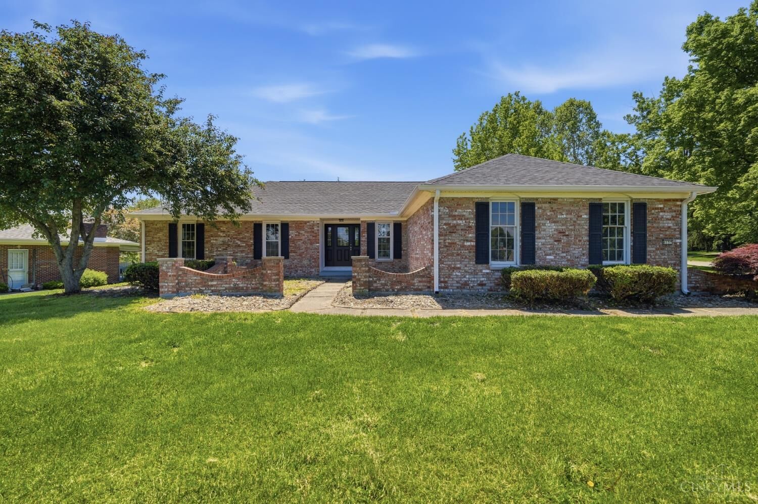 Property Photo: 6157 Todhunter Road OH 45044