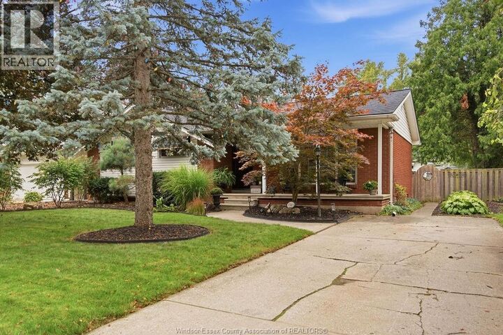 Property Photo:  3343 St Patrick's Avenue  ON N9E 3H2 