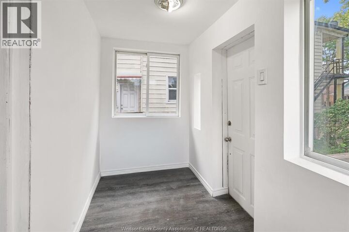 Property Photo: 1016 Hickory Rd ON N8Y 3S1