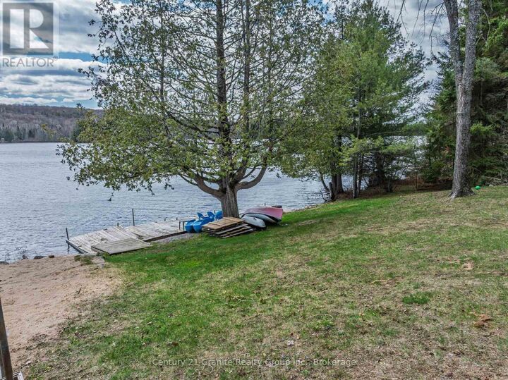 Property Photo:  15190 Highway 118  ON K0M 1S0 