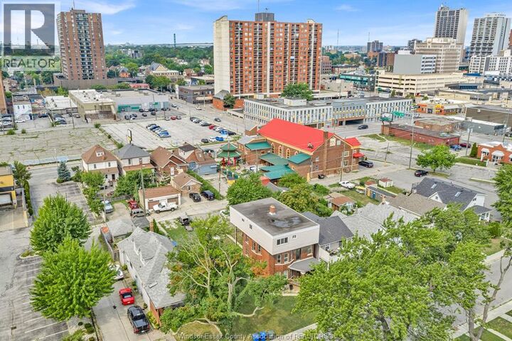 Property Photo: 751 Windsor Avenue ON N9A 1J8