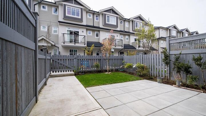 Property Photo: 13898 64 Avenue 122 BC V3W 1L6