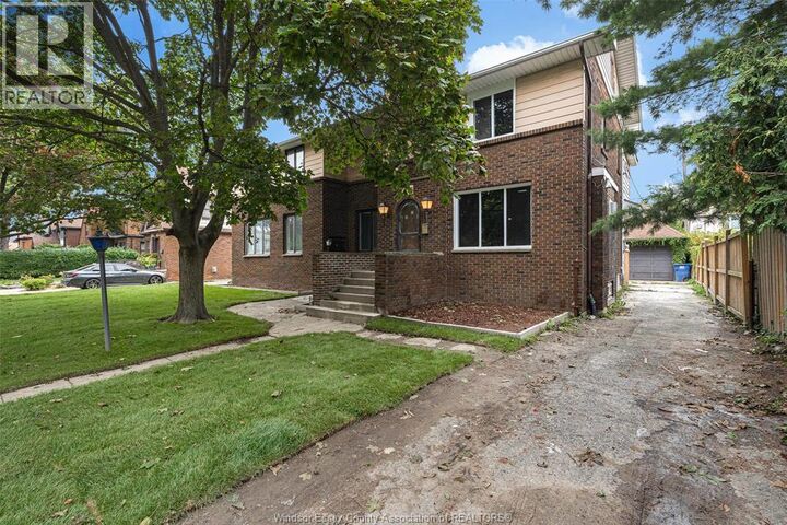 Property Photo:  2268 Victoria Avenue  ON N8X 1R1 