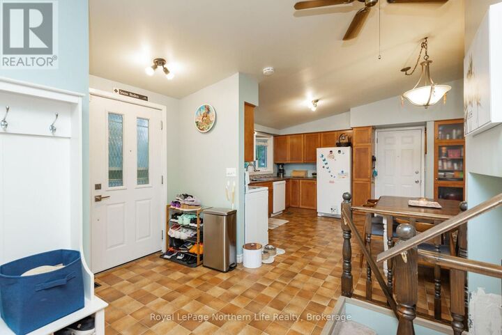 Property Photo:  763 Eastwood Avenue  ON P1B 7V4 